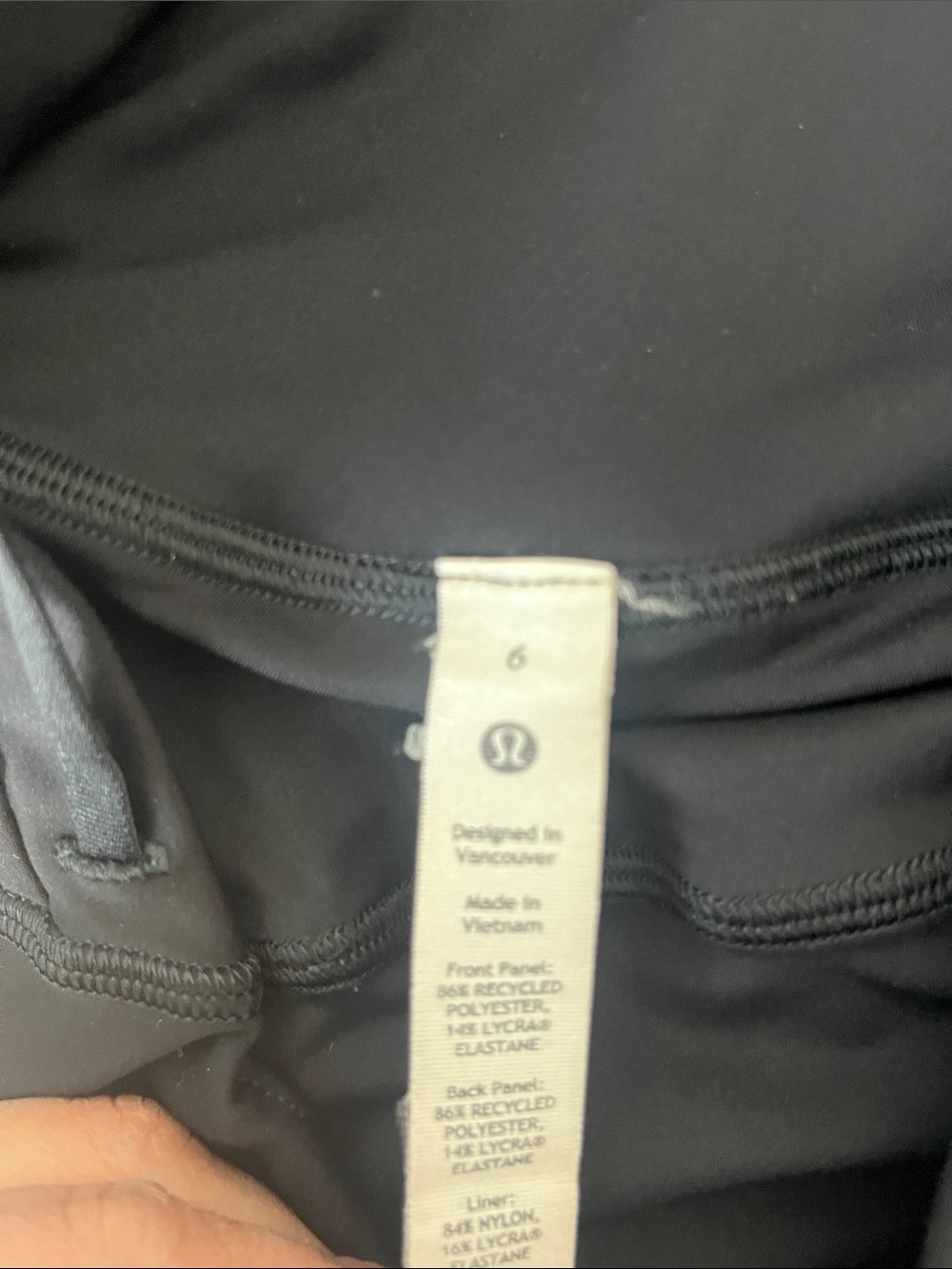 lululemon athletica Nulux Road to Trail HRShort 4” Sz-6 - Picture 6 of 10